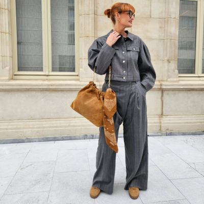 Tailleur oversized, allure affirmée. 🩶\n\n#ganni #gannigirls #hogan #bash #tailoring #automnlook #aufuseau #shoppingspa